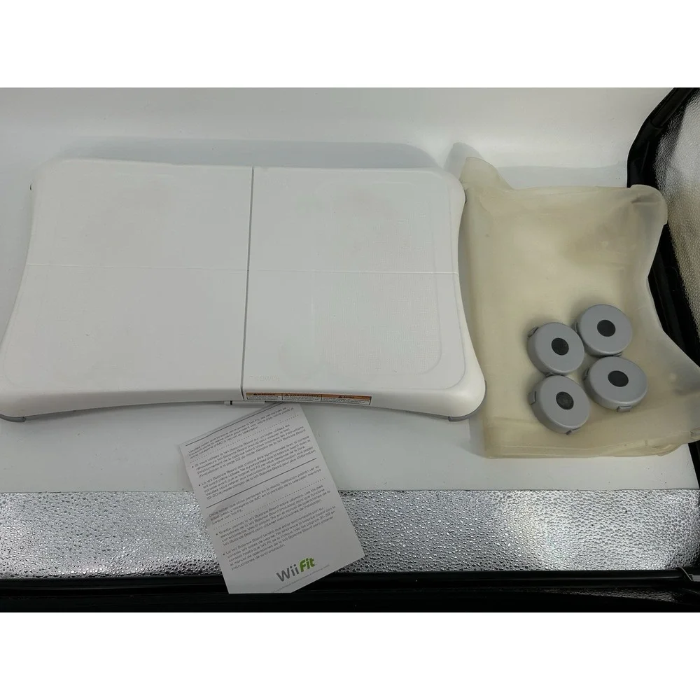 Nintendo Wii Fit Balance Board Only Original Box & Protective Cover